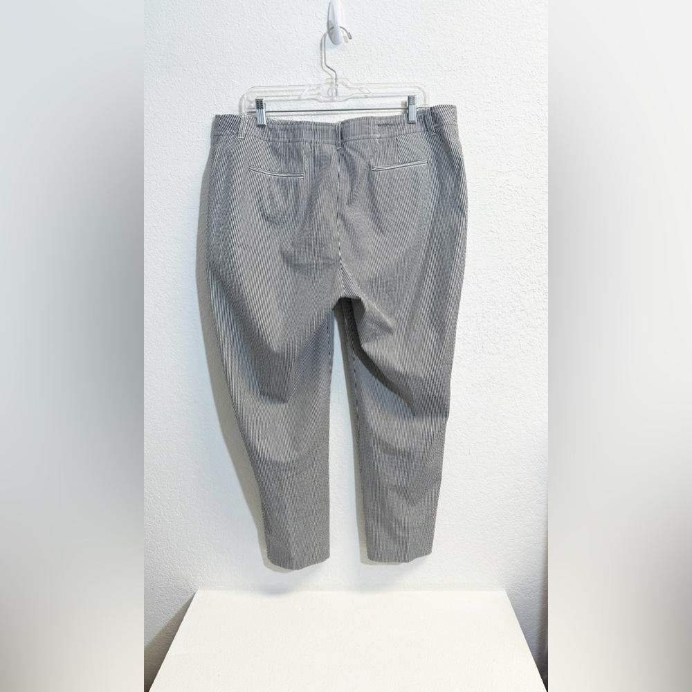 NWT- Anne Klein Black stripe seersucker Pants sz 16 - Picture 4 of 9